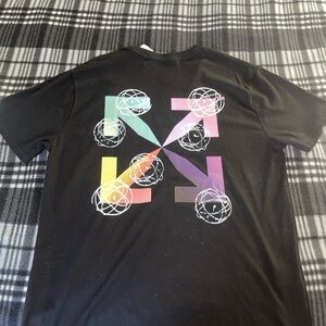 Size L all black off white shirt